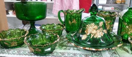 Gold Rose-Green Open Spooner