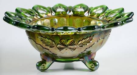 Wild Rose and Shell Green Carnival 7" 3-Toed Footed Bowl