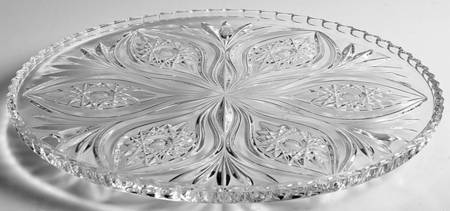 Florenz Footed Cake Plate