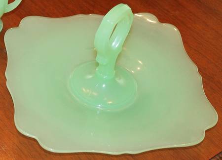 Fancy Square Jade Center Handle Tray