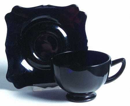Fancy Square-Black Cup & Saucer Set