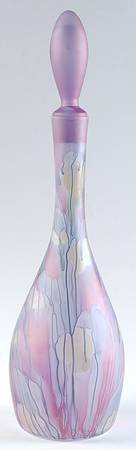 Rueven Wine Decanter & Stopper