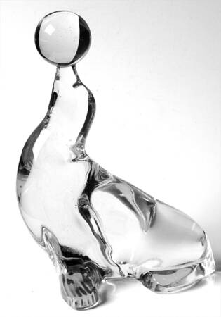 Animals & Figurines #452 Seal with Ball Bookend