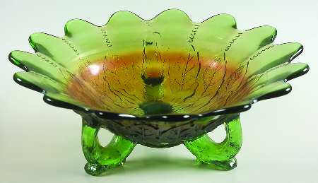 Leaf and Beads Green (Carnival) by Northwood