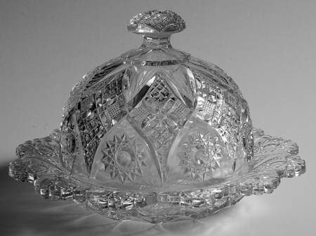 Northwood Nearcut-Clear Round Covered Butter