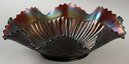 Stippled Rays Amethyst (Carnival) 10" Round Crimped Bowl
