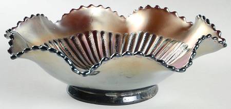 Stippled Rays Amethyst (Carnival) 9" Round Crimped Bowl