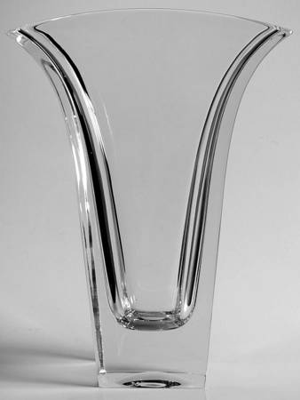 Planar 9" Flower Vase