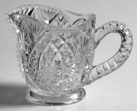 Arrowhead in Oval Child's Creamer
