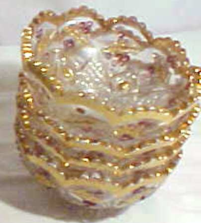 Panelled Holly (Gold Trim) Small Fruit Dessert Bowl