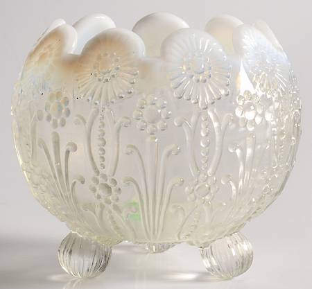 Pearl Flowers-White Opalescent 5" Rose Bowl