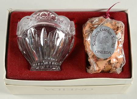 Southern Garden Potpourri Bowl w/Potpourri