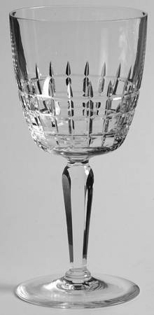 Annika Wine Glass