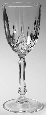 Antonia Wine Glass by Oneida
