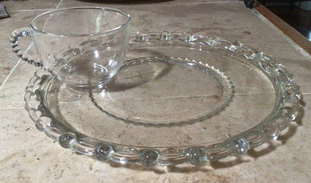 Richelieu Snack Plate & Cup Set