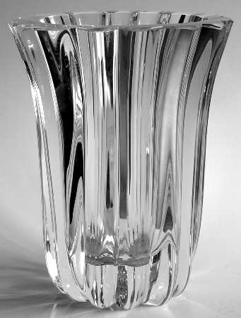 Isabella 7" Flower Vase