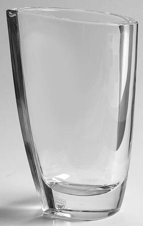 Drop 7" Flower Vase
