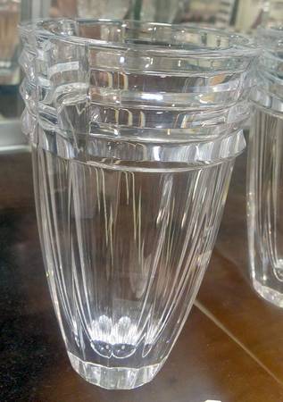 4733 8" Flower Vase