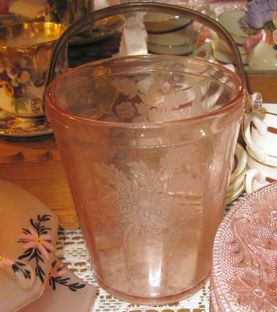 Nora Bird Pink Ice Bucket