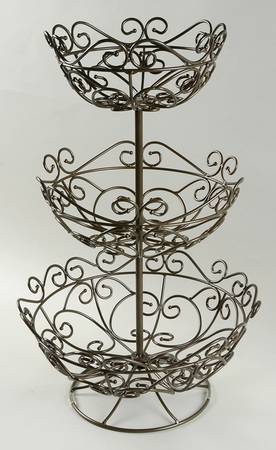 Fantasia Meridian 3 Tier Metal Basket