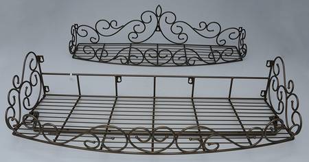 Fantasia 2 Metal Wall Shelves w/Bar & 5 Hooks