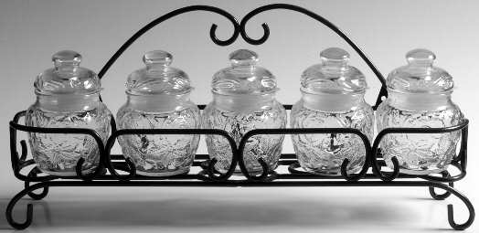 Fantasia (5) Spice Shakers with Metal Rack