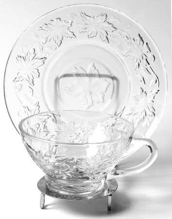 Fantasia Cup and Saucer with Metal Stand