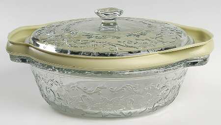 Fantasia 2 Quart Round Covered Casserole W/Plastic Lid