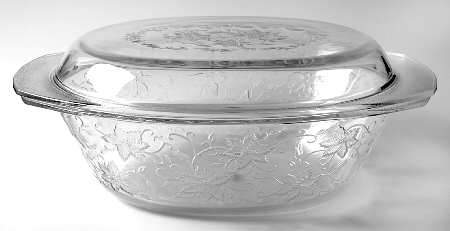 Fantasia 6 Quart Oval Covered Casserole