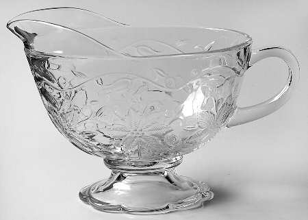 Fantasia Footed Gravy Boat