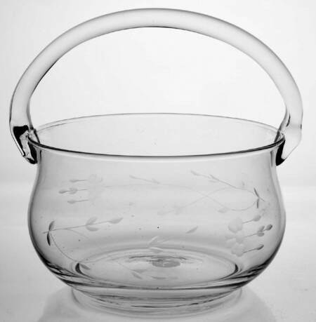 Heritage 7" Handled Basket