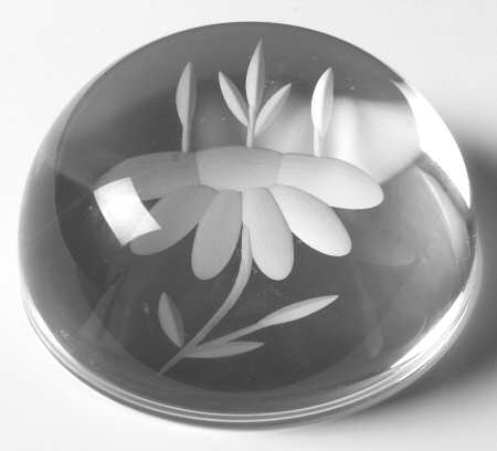 Heritage Paperweight by Princess House