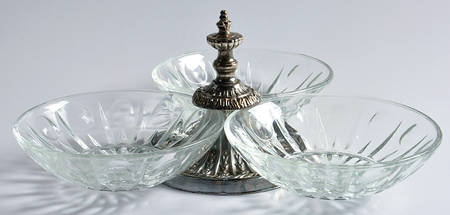 Regency Serving Set (3 Bowls with Center Handle)