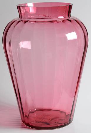 Cranberry 10" Flower Vase