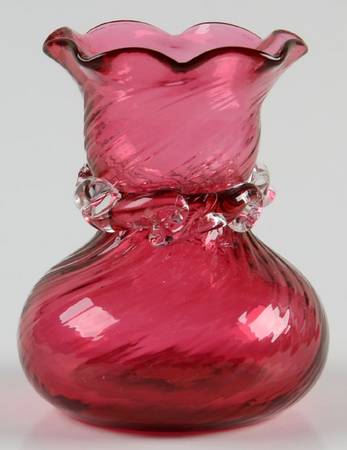 Cranberry 3" Bud Vase