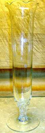 Willow Moon 7" Bud Vase