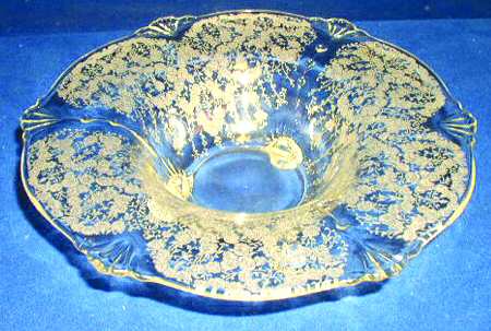 Bridal Wreath 3-Toed Footed Bowl