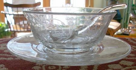 Aster Mayonnaise Bowl, Underplate and Ladle