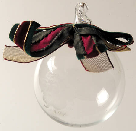 Princess House Christmas Ornament Ball-Santa - Boxed