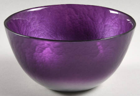 Pearlescent Pink (Mauve) and Silver 5" Round Bowl