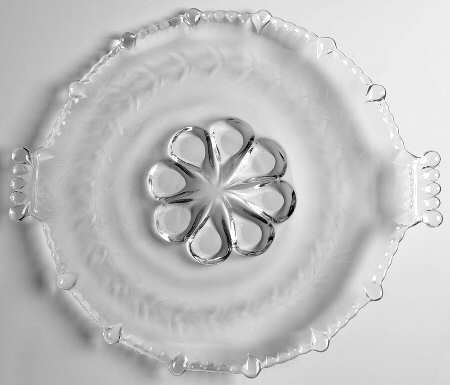 555-3 Handled Cake Plate