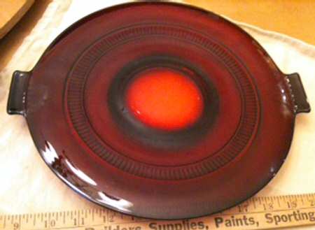 Cavendish Ruby Cake Plate