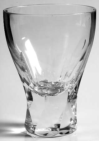 PEI12 Wine Glass