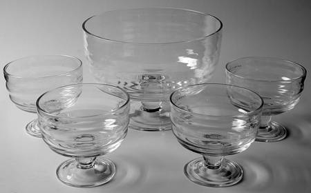 Sophie Conran (5 Pc) Triffle Bowl Set (1 TRIB & 4 TRIBM)