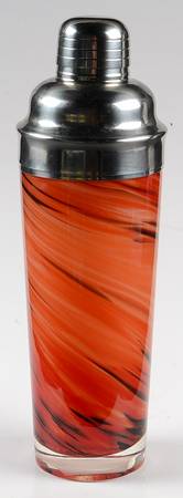 Red Twist Cocktail Shaker with Lid & Strainer