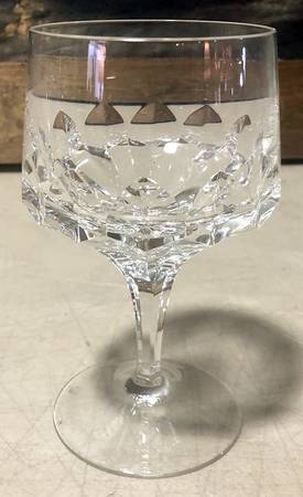 PEI30 Wine Glass