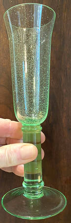 P1C76 Fluted Champagne