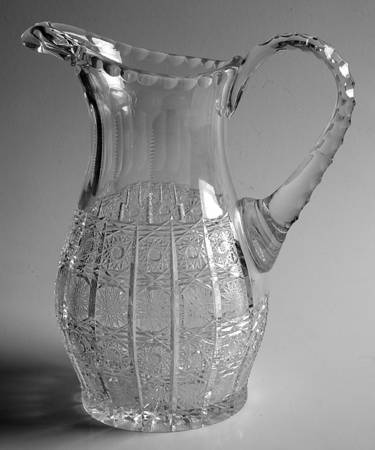 Queen Lace (Round Bowl Shape) 56 Oz Pitcher