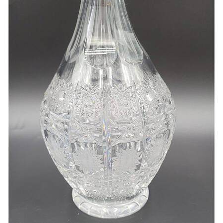 Queen Lace (Round Bowl Shape) Decanter No Stopper