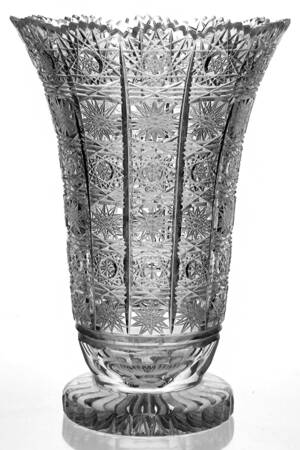 Queen Lace (Round Bowl Shape) 8" Flower Vase